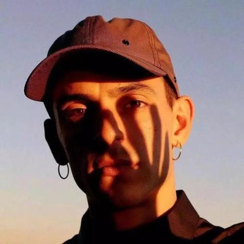 撩人心动文案男生