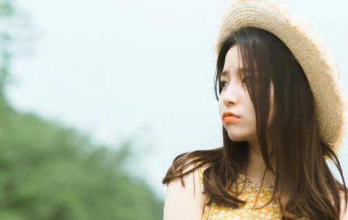 微信朋友圈说说心情句子简短 关于微信状态的句子26句