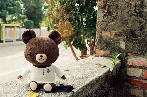 2021最热门的qq好听的签名大全 长长的距离偶尔想起总是唏嘘