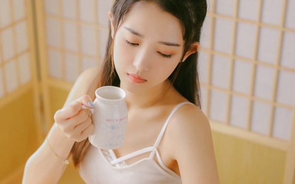 明天上班发朋友圈幽默的微信说说