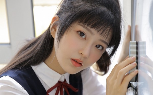 听音乐表达心情的签名语录 听着悲伤的音乐耳边唯美沉寂的旋律