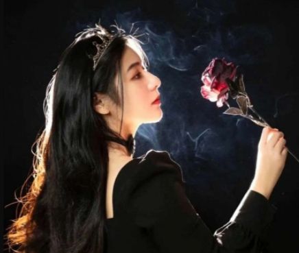 个性昵称超拽霸气冷酷 最新版的高雅霸气女生网名