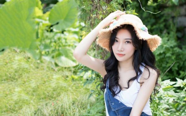女生超级调皮又可爱的搞笑说说