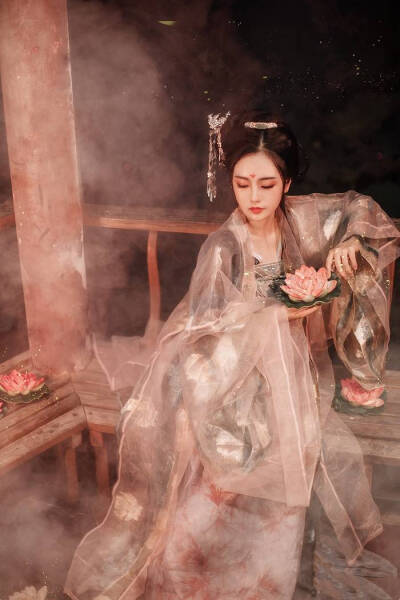 现代名人名句优美句子摘抄加赏析