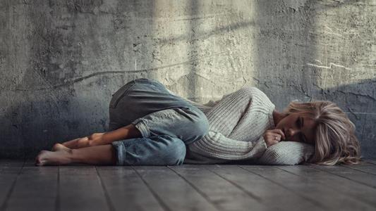 女人绝望后的说说心情短语
