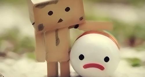 不易察觉的安慰朋友的暖心文案 如何不明显去安慰朋友
