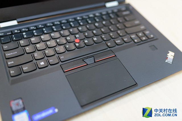 生产力代表 新ThinkPad X1 Carbon评测