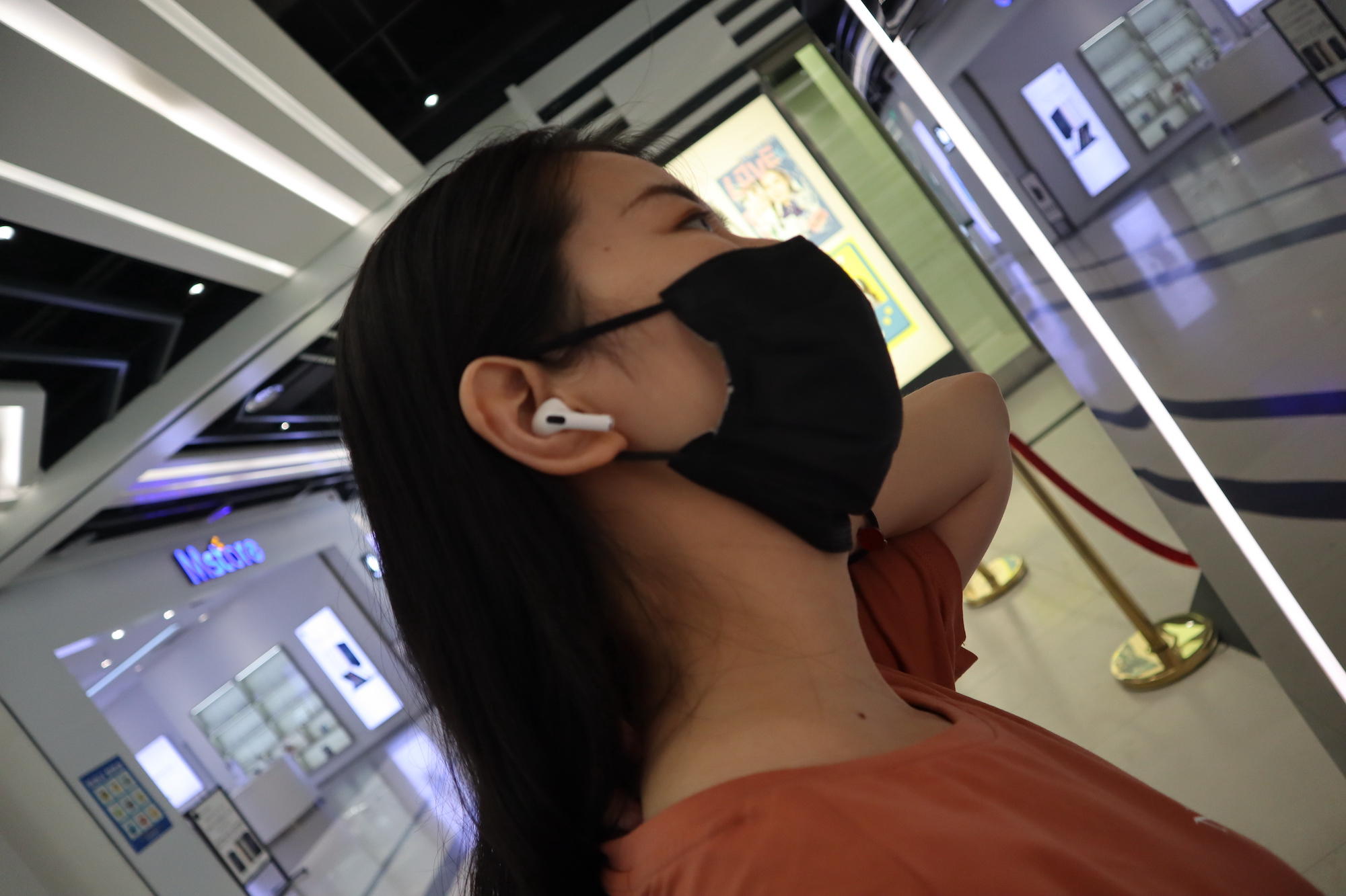 地表最强真无线耳机？苹果AirPods Pro轻体验：有的时候不服不行