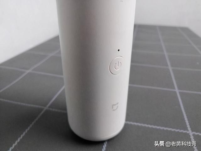 人均缺一个的吸尘器：米家随手吸尘器上手体验，连布都能洗干净