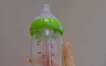 怎么让宝宝既吃母乳又吃奶瓶