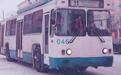 《公共汽车》大班角色游戏教案