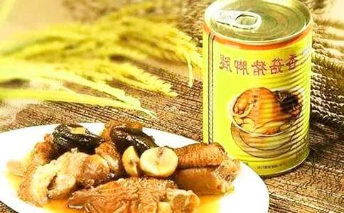 快速打开黄桃罐头的诀窍