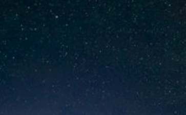 美丽的太空中班游戏活动教案