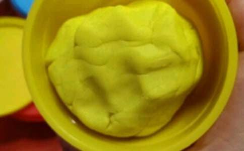 橡皮泥手工制作太阳