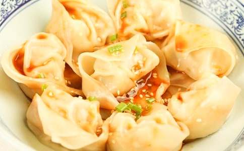 馄饨皮的做法大全
