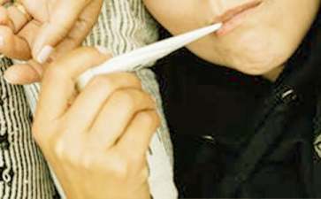 洗澡的时候婴儿感冒的患者的注意事项