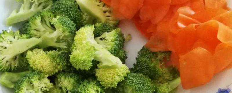 简易狗粮做法,最科学简单的自制狗饭