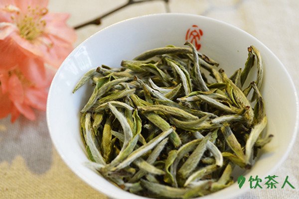 白茶是绿茶系列吗，白茶属于什么茶的系列