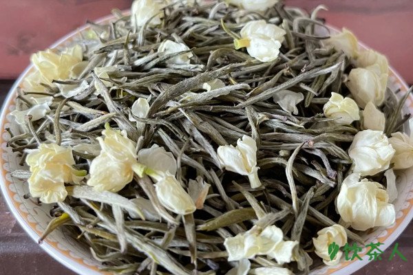 茉莉花茶属于绿茶吗，茉莉花茶和绿茶是一种茶吗