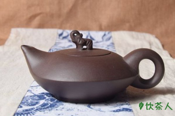 红茶适合用什么茶具泡，冲泡红茶的茶具最好的选择是?