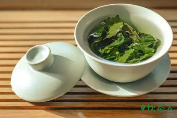 喝绿茶用什么茶具最好，透明玻璃杯为主(便于欣赏茶叶)