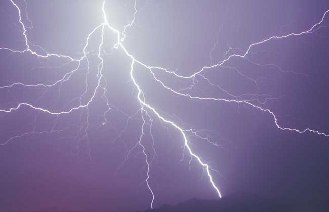 雷击