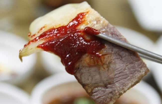 鲸鱼肉能吃吗？