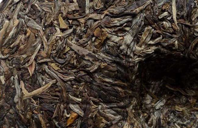 普洱茶生茶好还是熟茶好？