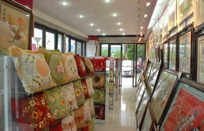 手工绣品店