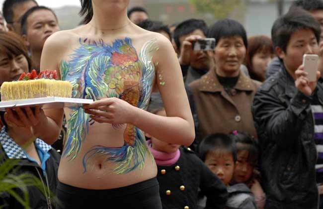 人体彩绘店