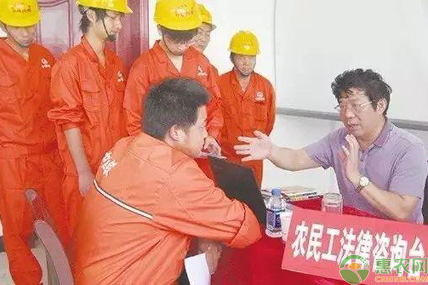 农民工朋友遭遇工伤如何维权？这些证据一定要保留好！