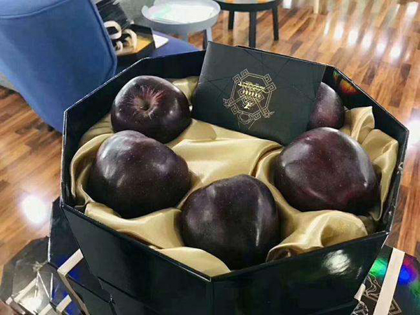 黑钻苹果