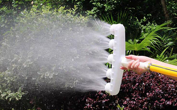 洒水