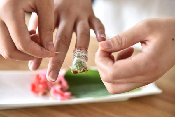 凤仙花包指甲