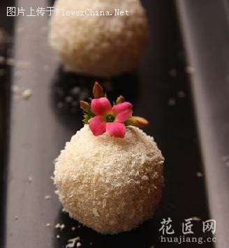 家庭自制玫瑰山药丸子甜品 发布: 2013-04-24 | 编辑:护花使者 | 查看: 次 主料：山药200克、玫瑰酱适
