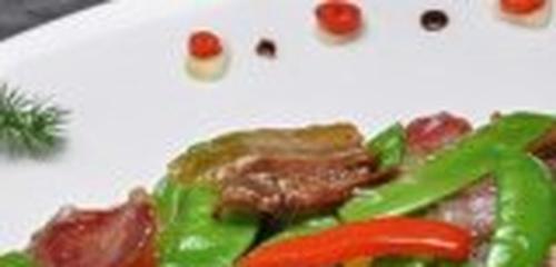 荷兰豆炒腊肉的做法步骤