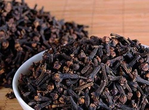 丁香做菜起什么作用 丁香的食用方法