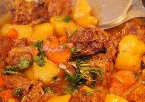 鹅肉炖萝卜的功效与作用