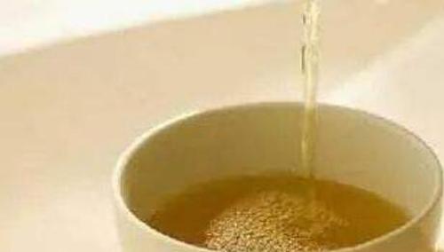 白茅根泡水喝的功效与作用