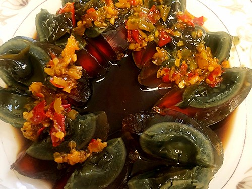 豆苗可以和皮蛋一起吃吗