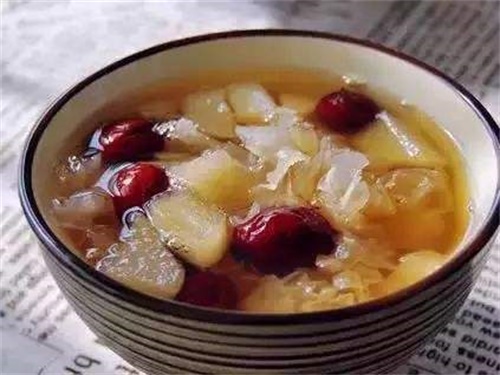 血小板低吃什么补得快