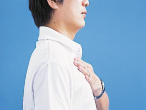 男孩青春期发育的症状 