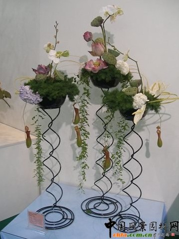 趵突欢歌--第七届园博会插花展作品