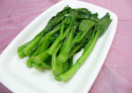 可以，但要注意少吃寒性青菜