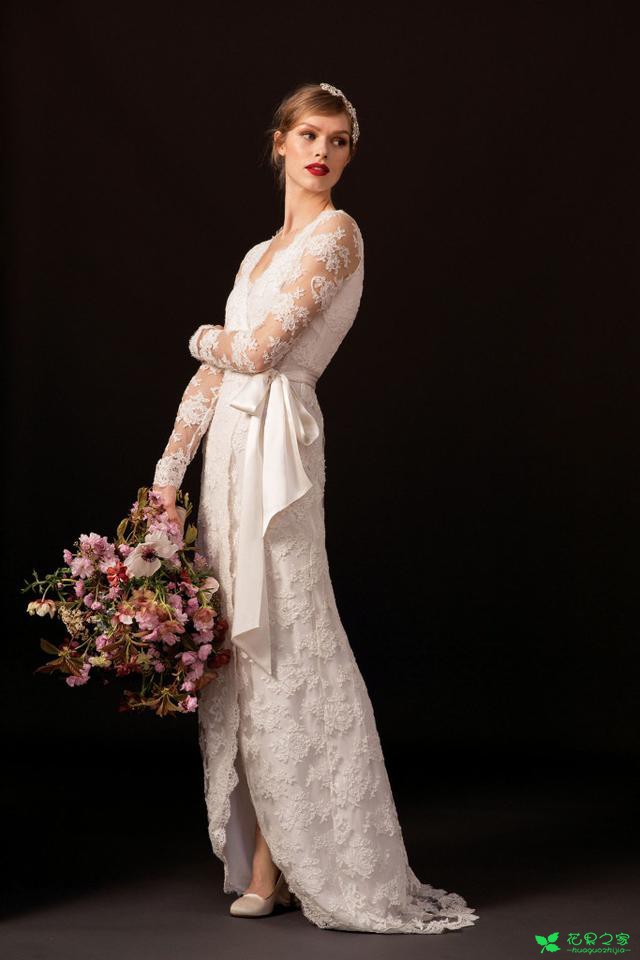 2018春夏“花为媒”婚纱系列