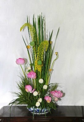 古猗园首届上海荷花节插花作品选登