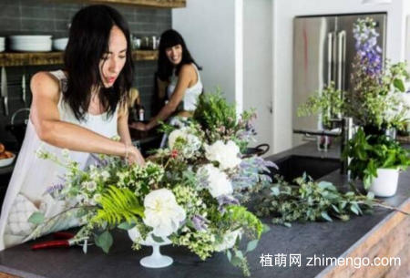花瓶口特大怎么插花