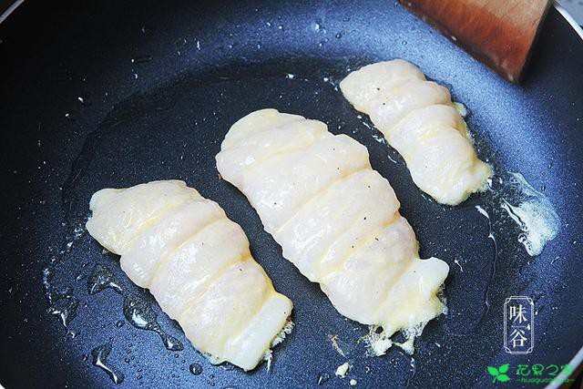 高营养低热量的减肥餐，柠檬香煎龙利鱼，减肥也可以吃得很鲜味 。。。