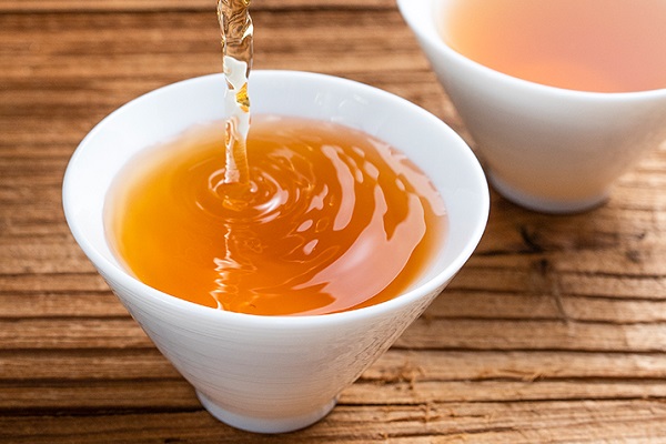 红茶泡水喝有什么功效 常喝有什么好处