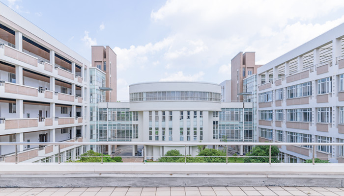西南政法大学位置